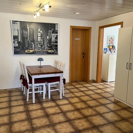 Ruhige Wohnung In Feldrandlage Massenbachhausen 外观 照片